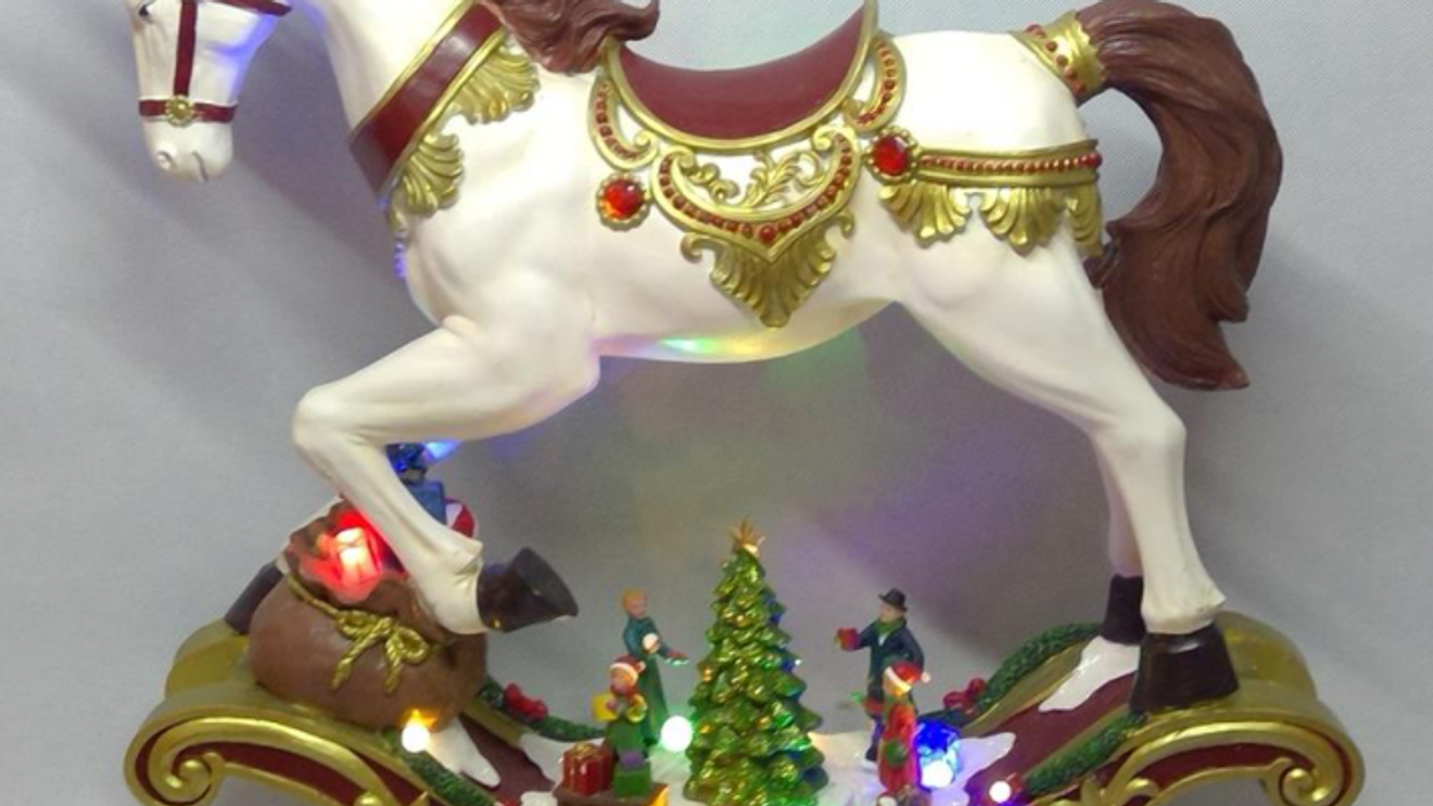 CAVALLO A DONDOLO CON VILLAGGIO